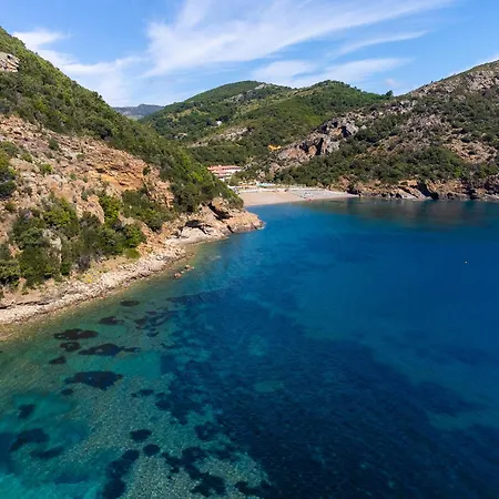 Ortano Mare فندق
